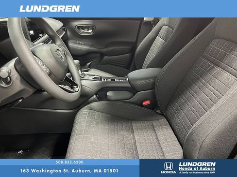 New 2027 Honda HR-V LX image 17