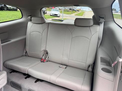 Used 2012 Buick Enclave Leather w/ LPO, Cargo Convenience Pkg FWD image 13