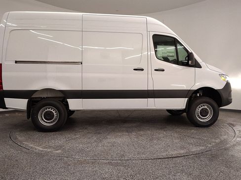 New 2026 Mercedes-Benz Sprinter 2500 image 7