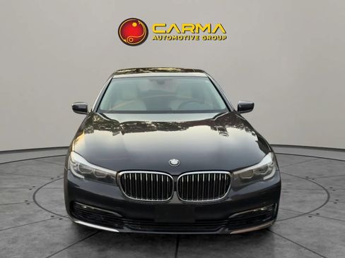 Used 2016 BMW 740i image 12