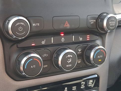 Certified 2022 RAM 1500 Big Horn image 16