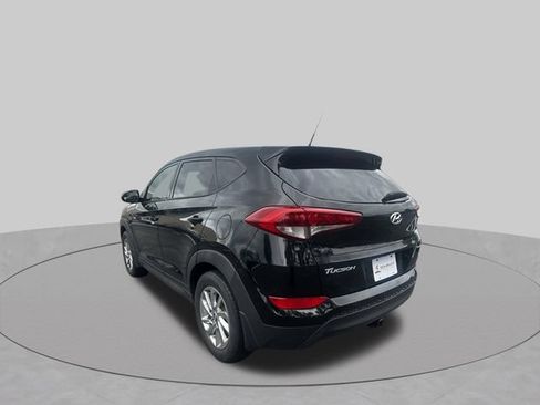 Used 2017 Hyundai Tucson SE w/ Cargo Package FWD image 8