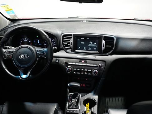 Used 2017 Kia Sportage EX image 19