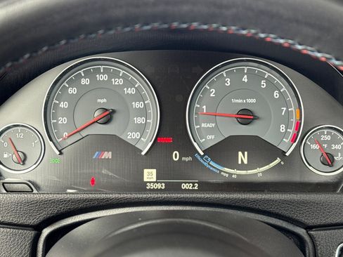 Used 2018 BMW M4 Coupe RWD image 24