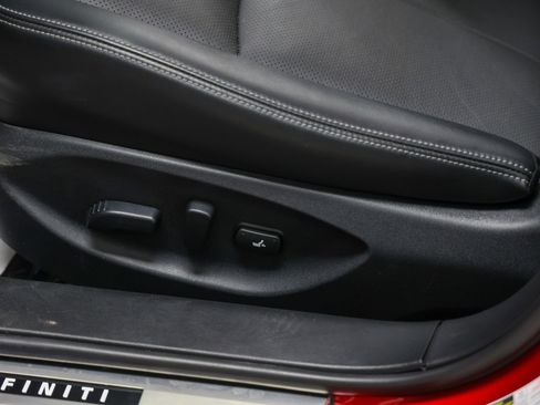 Used 2024 INFINITI Q50 Sensory image 36