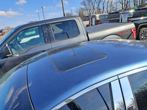 Used 2018 Lincoln MKZ Reserve w/ Climate Package image 10