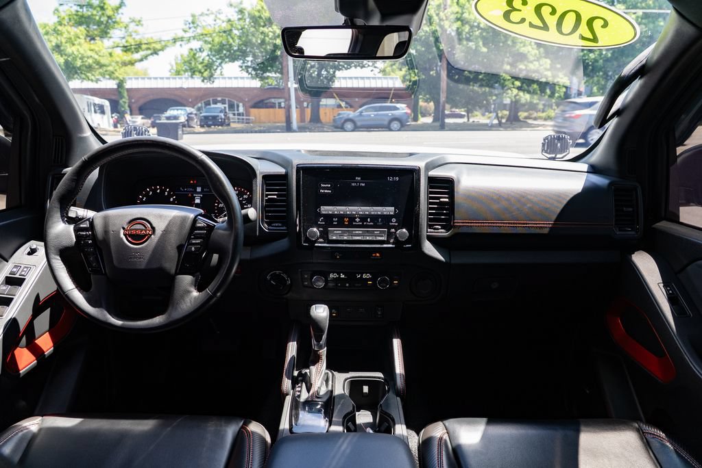 Used 2023 Nissan Frontier PRO-4X w/ Pro-4X Premium Package AWD/4WD image 11