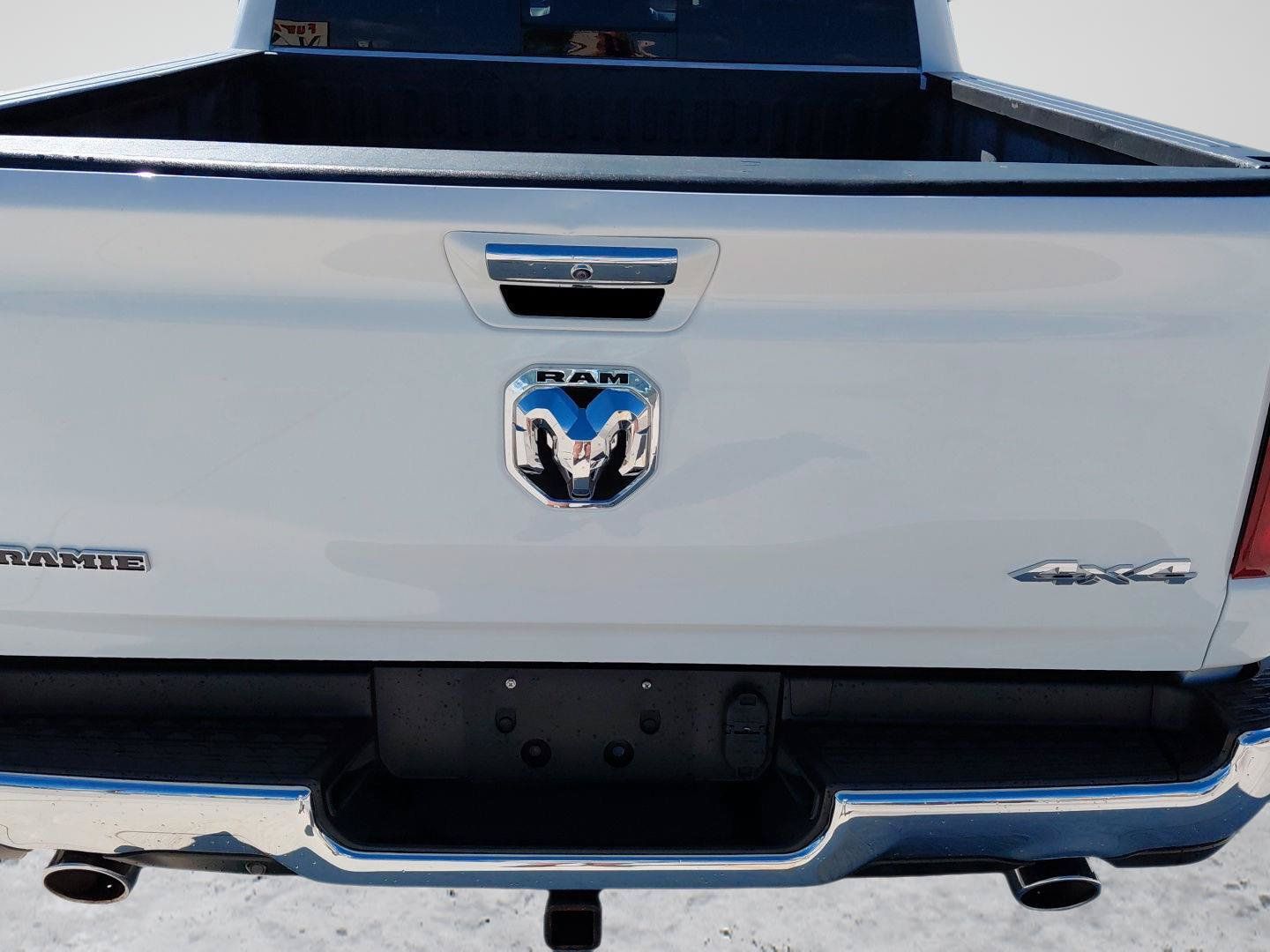 Used 2020 RAM 1500 Laramie AWD/4WD image 19