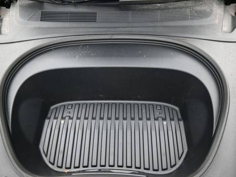 Used 2025 Tesla Model 3 Long Range image 42