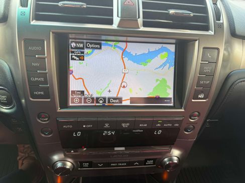 Used 2021 Lexus GX 460 Premium w/ Premium Package AWD/4WD image 12