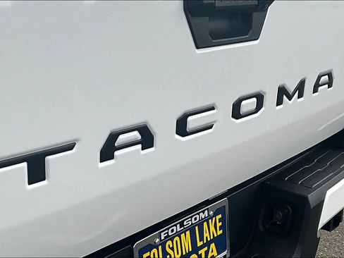 New 2025 Toyota Tacoma SR5 image 15