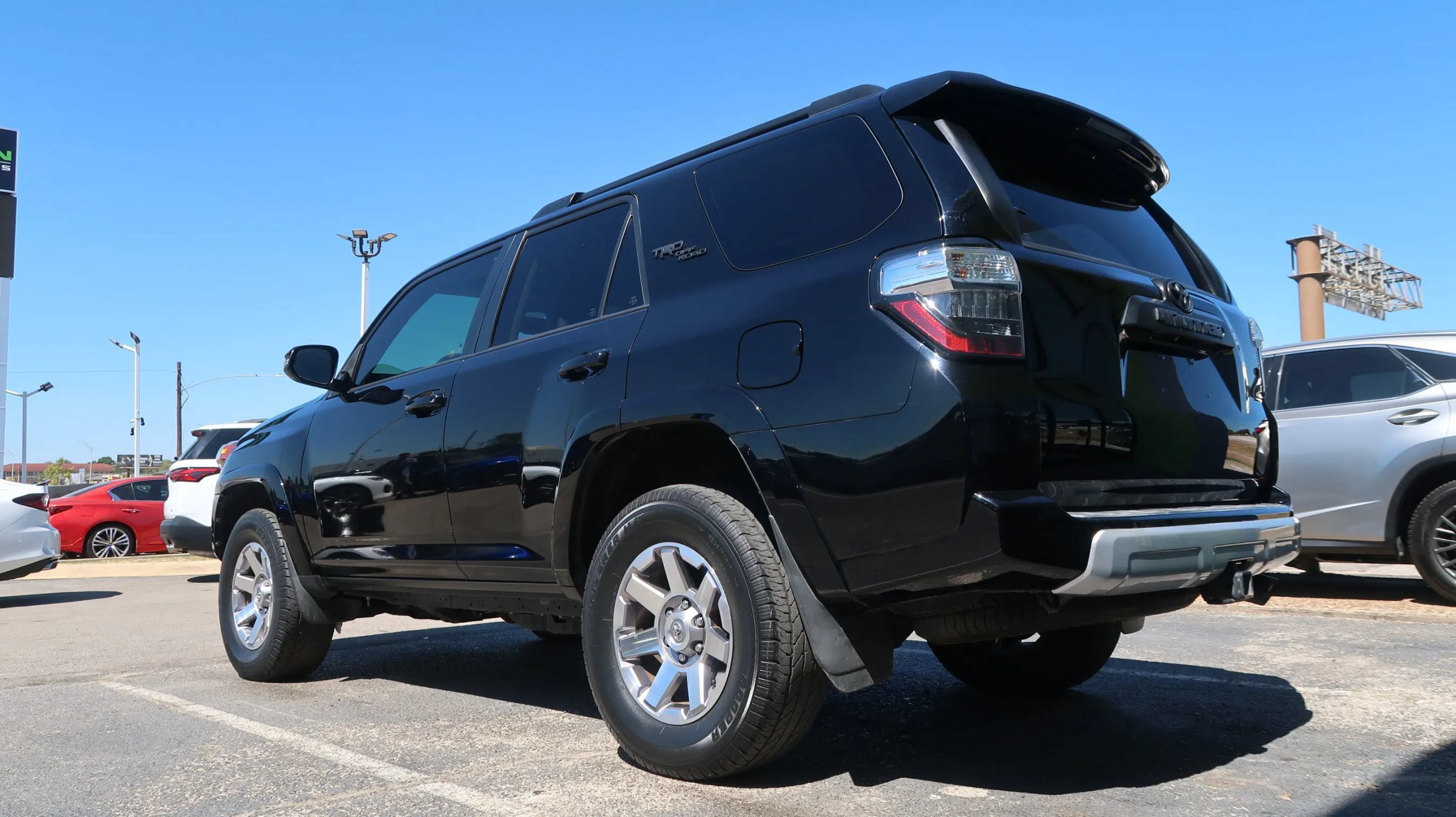 Used 2019 Toyota 4Runner TRD Off-Road Premium AWD/4WD image 13