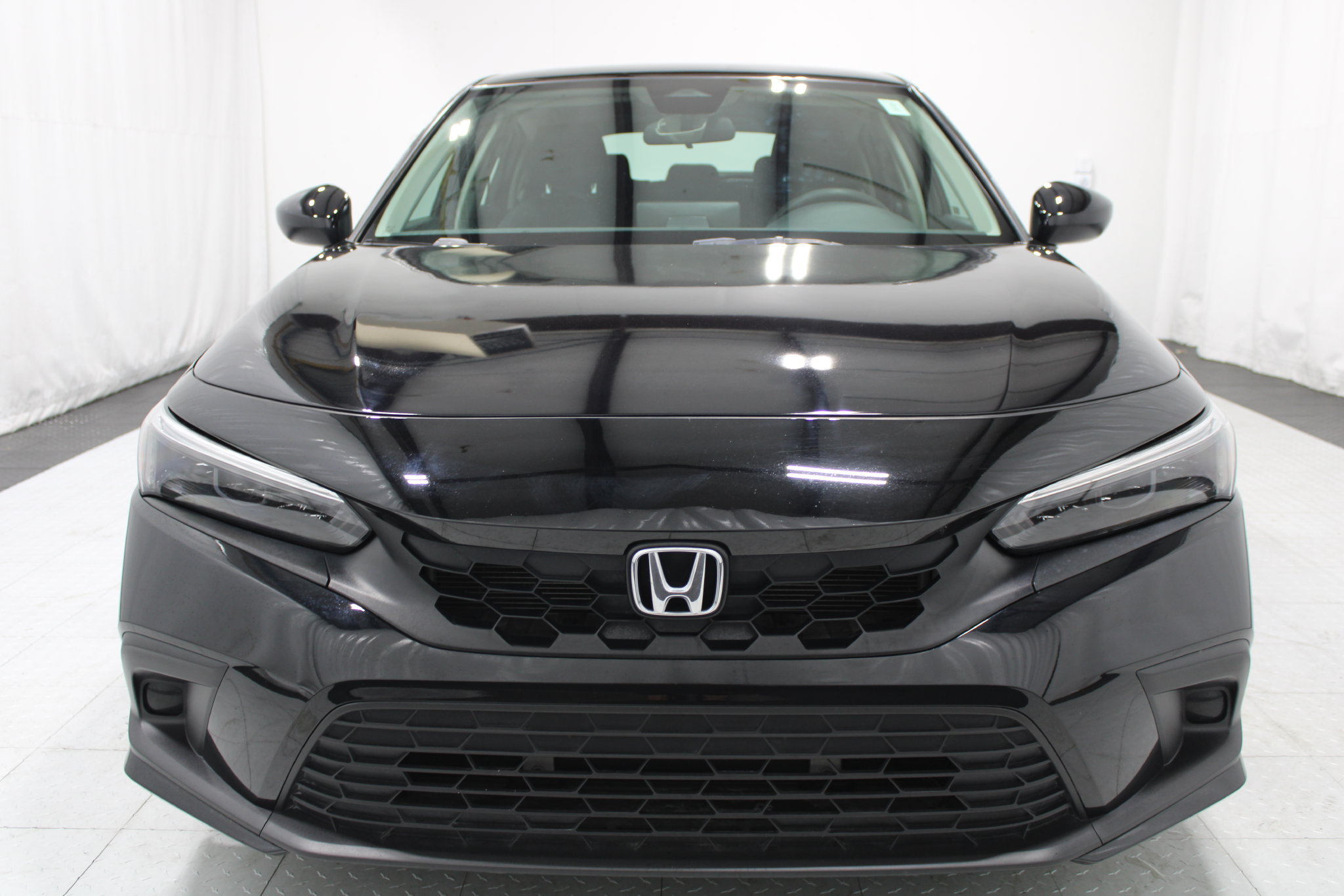 Used 2023 Honda Civic LX image 3