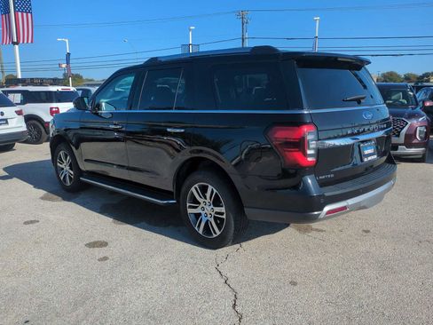 Used 2023 Ford Expedition Limited image 6