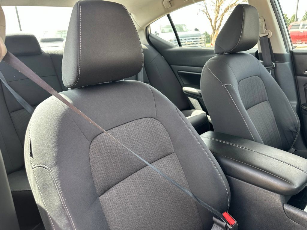 Used 2021 Nissan Altima 2.5 SV FWD image 26