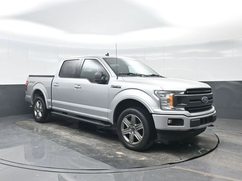 Used 2019 Ford F150 XLT w/ Equipment Group 302A Luxury image 9