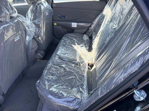 New 2026 Hyundai Elantra Sport image 7