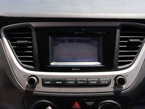 Used 2020 Hyundai Accent SE FWD image 29