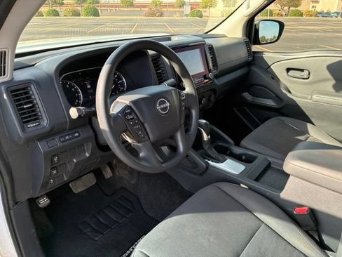 Used 2022 Nissan Frontier S w/ Technology Package RWD image 11