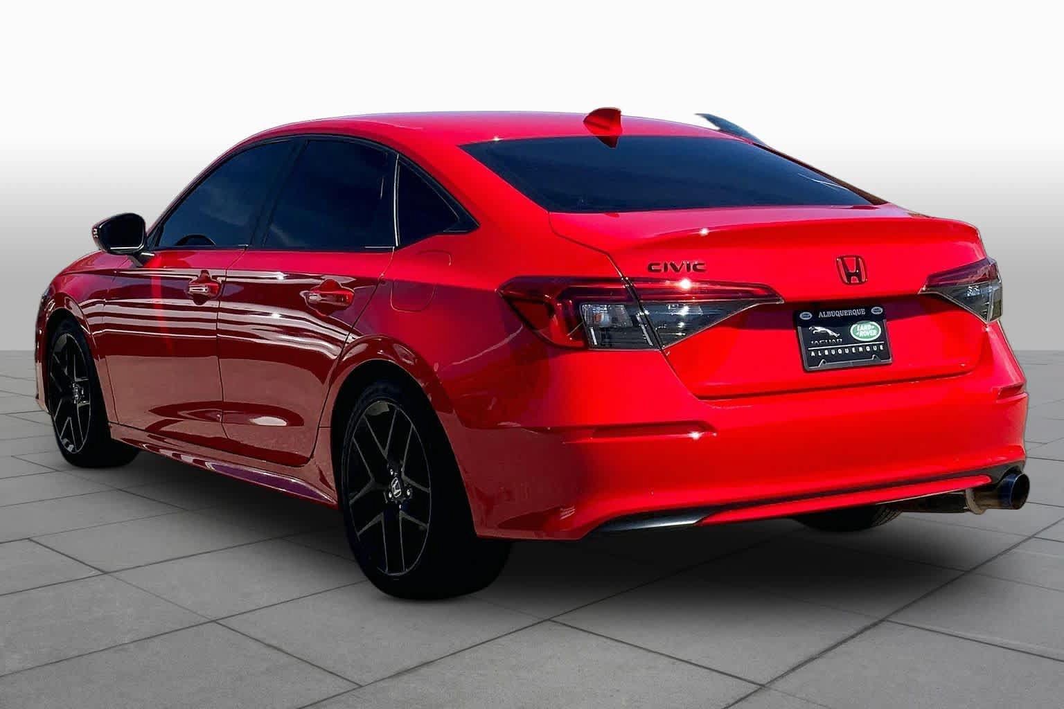 Used 2023 Honda Civic Sport image 11