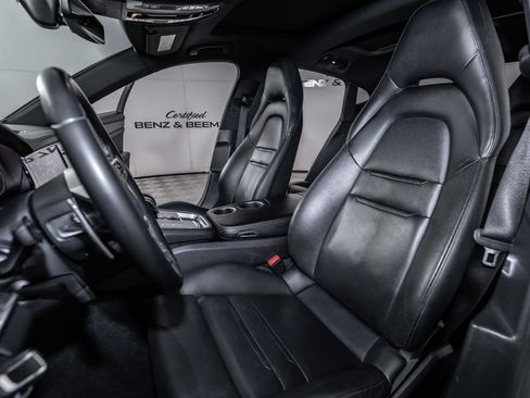 Used 2020 Porsche Panamera Base image 16