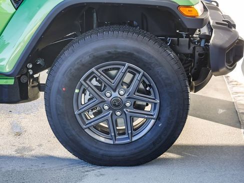 New 2026 Jeep Gladiator Sport image 11