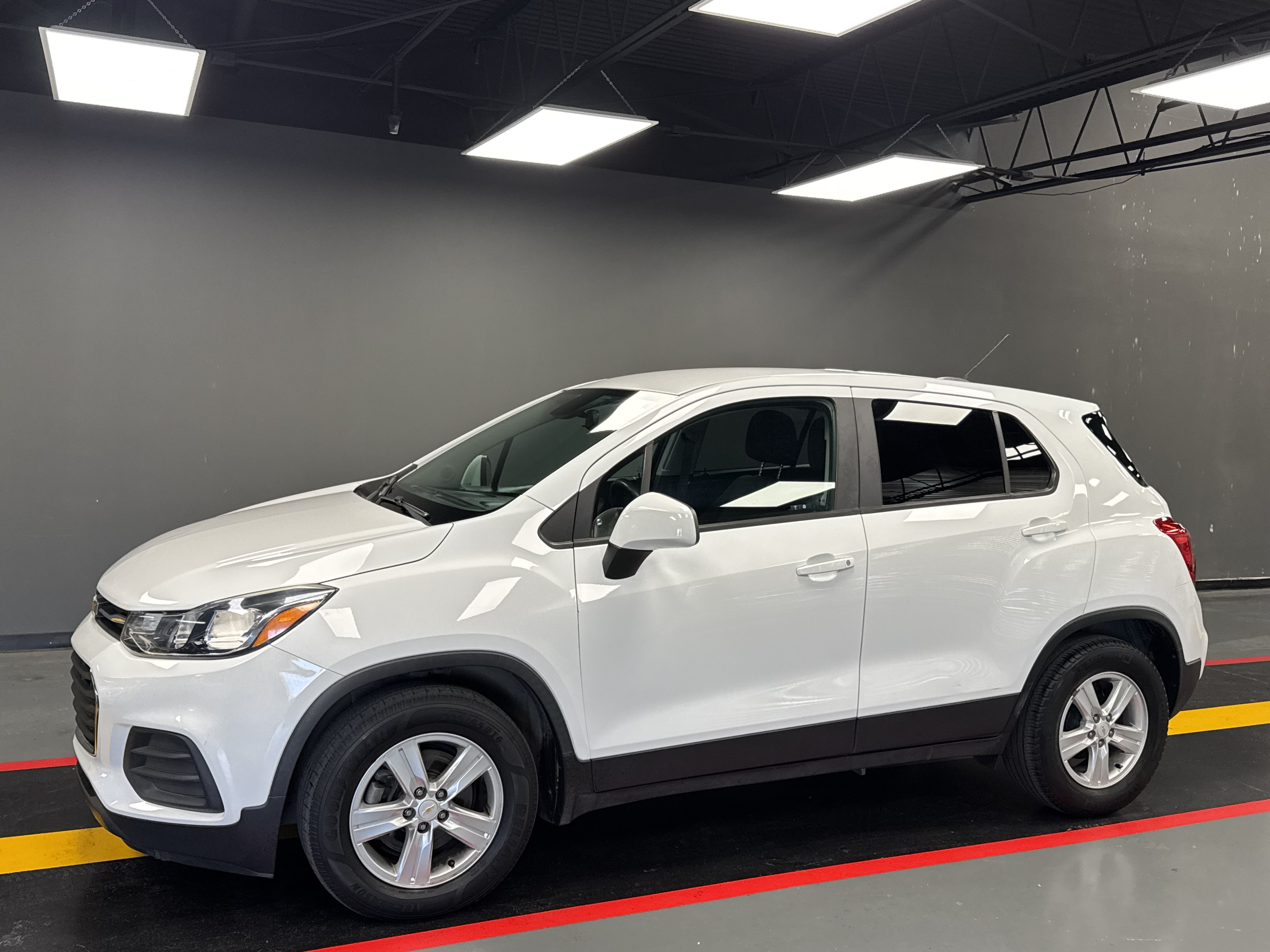 Used 2020 Chevrolet Trax LS w/ Tint and Cruise Package FWD image 2