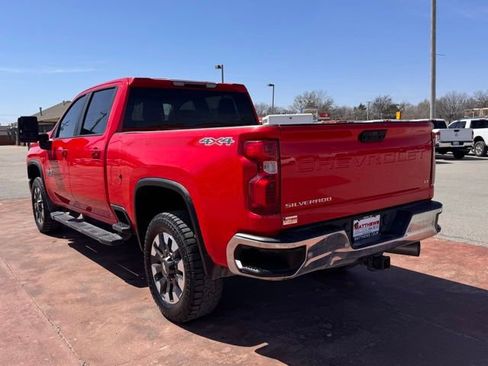 Used 2021 Chevrolet Silverado 2500 LT w/ Texas Edition image 7