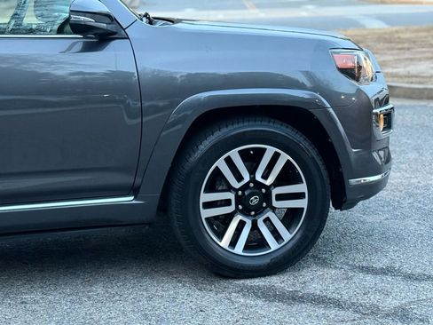 Used 2016 Toyota 4Runner Limited image 9