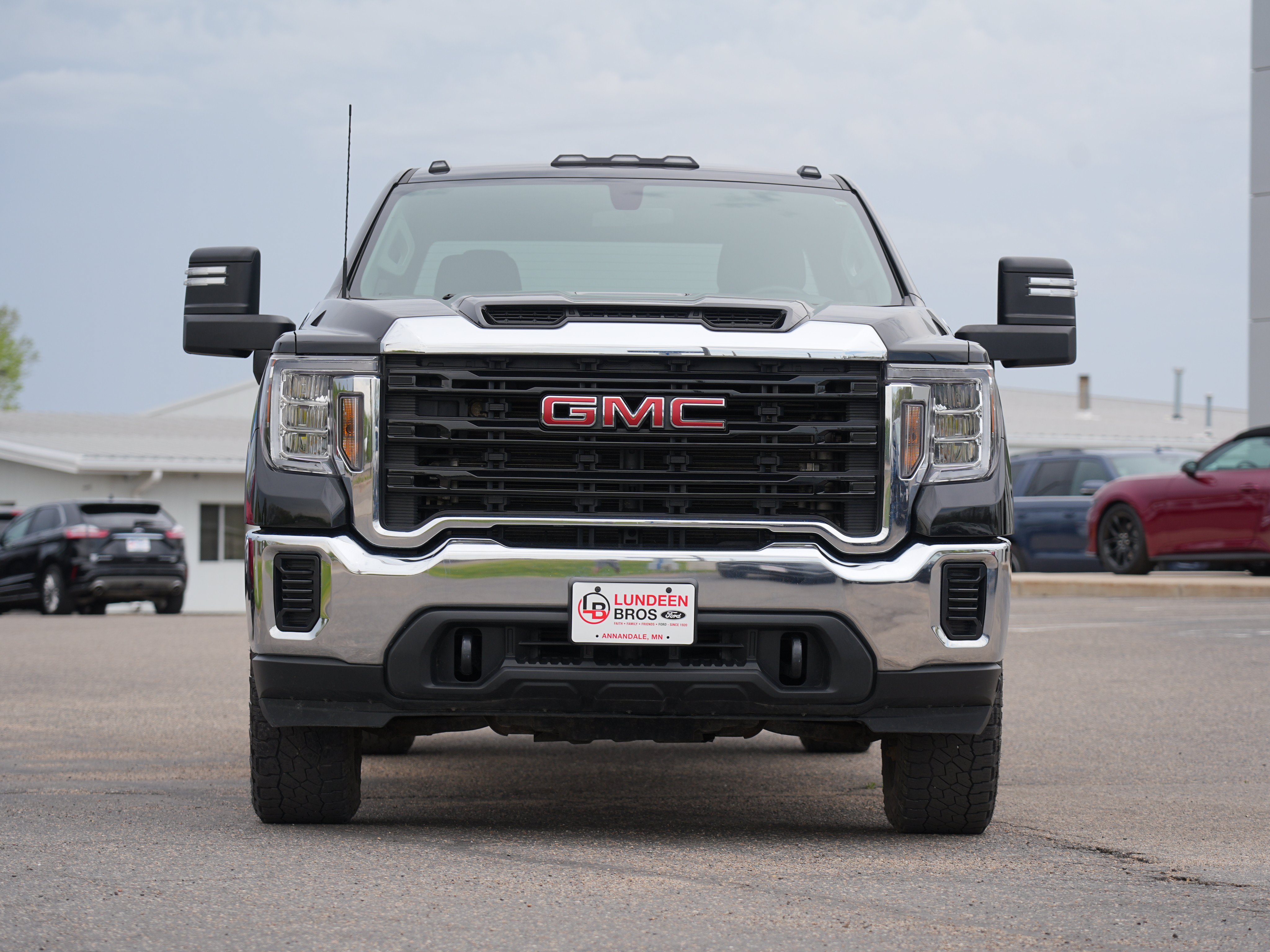 Used 2021 GMC Sierra 2500 4x4 Crew Cab w/ Convenience Package image 9