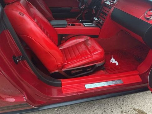Used 2008 Ford Mustang Coupe RWD image 16