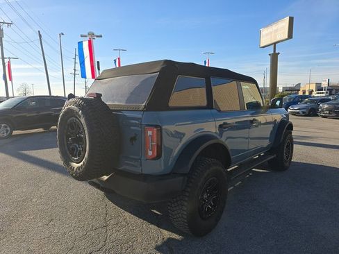 Used 2022 Ford Bronco Wildtrak image 4