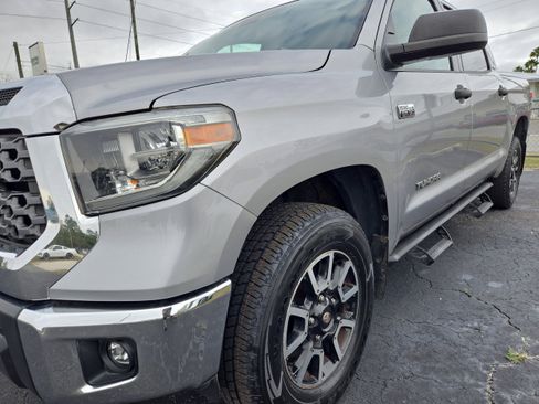 Used 2018 Toyota Tundra SR5 image 43