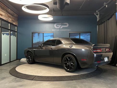 Used 2022 Dodge Challenger SXT w/ Blacktop Package image 5