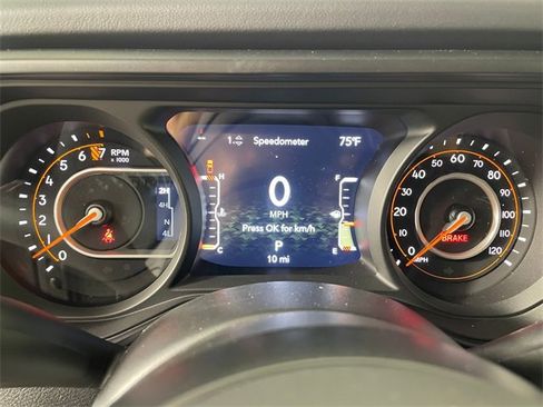 New 2025 Jeep Gladiator Mojave w/ Convenience Group image 3