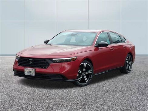 Used 2023 Honda Accord Sport image 1