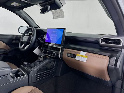 New 2026 Toyota 4Runner Limited image 31