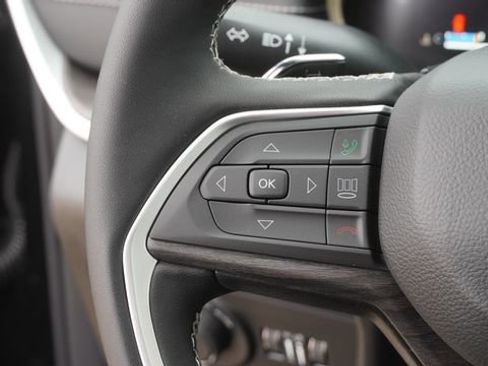 New 2025 Jeep Grand Cherokee L Limited w/ Black Appearance Package image 31