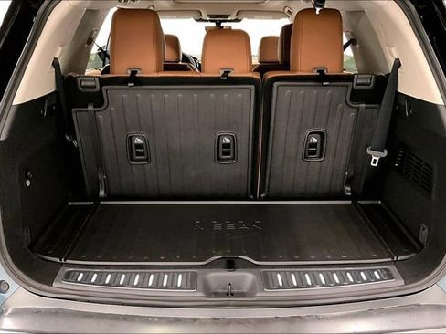 New 2026 Nissan Pathfinder Platinum image 42
