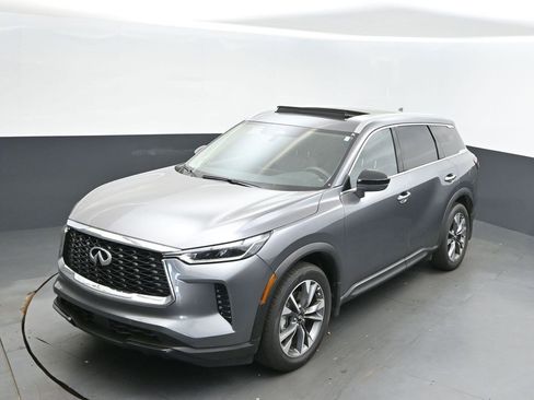 Certified 2025 INFINITI QX60 Luxe image 32