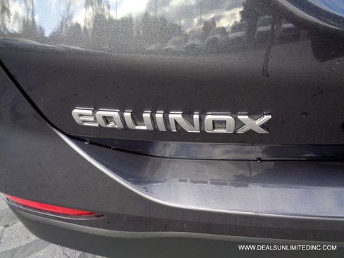 Used 2023 Chevrolet Equinox LT w/ LPO, Floor Liner Package image 5