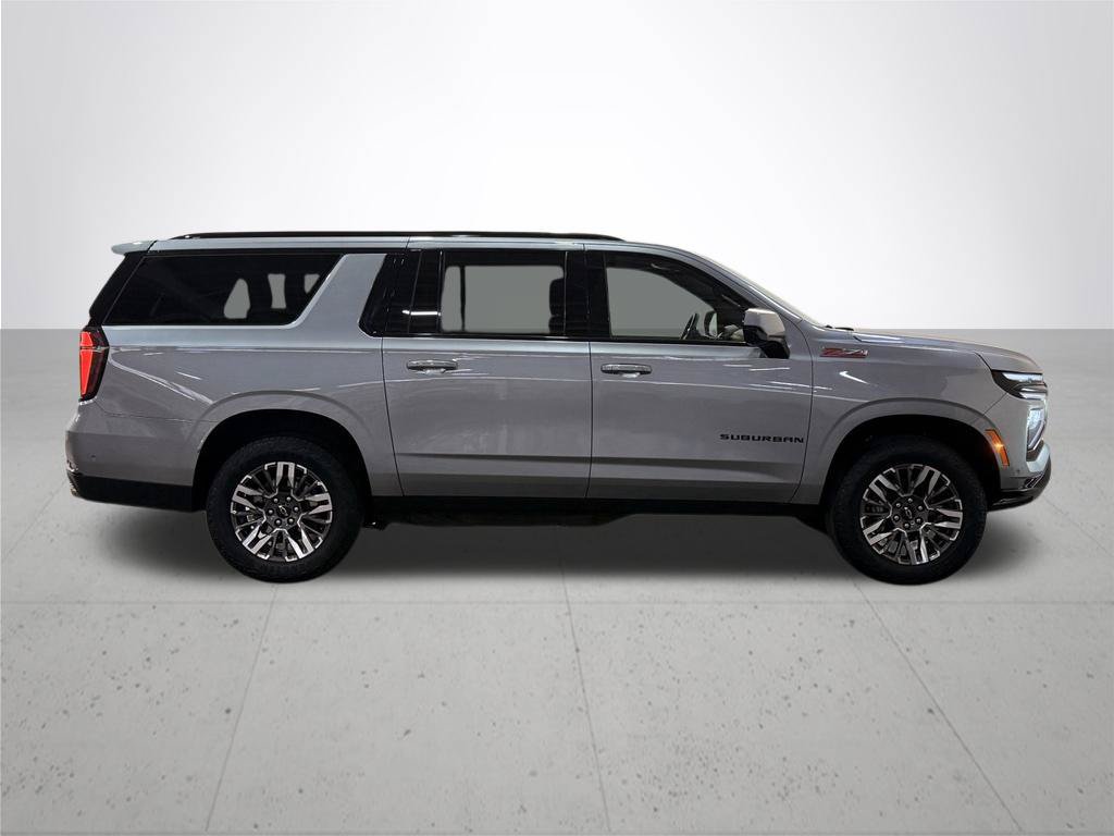 Certified 2025 Chevrolet Suburban Z71 AWD/4WD image 8