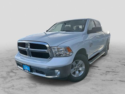 Used 2019 RAM 1500 Classic SLT w/ Luxury Group image 1