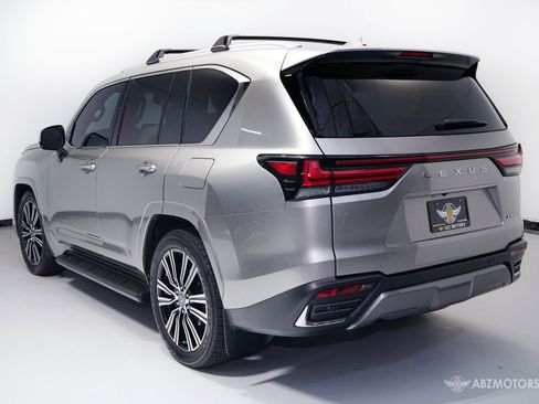 Used 2023 Lexus LX 600 4WD w/ Accessory Package (Z1) image 6