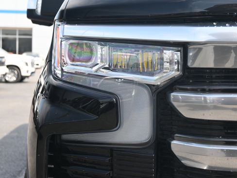 Used 2023 Chevrolet Silverado 1500 High Country AWD/4WD image 28