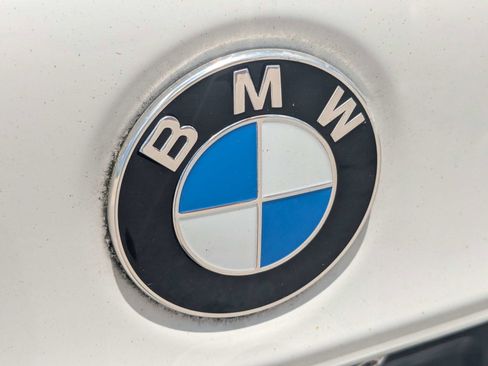 Used 2018 BMW 530i RWD image 15