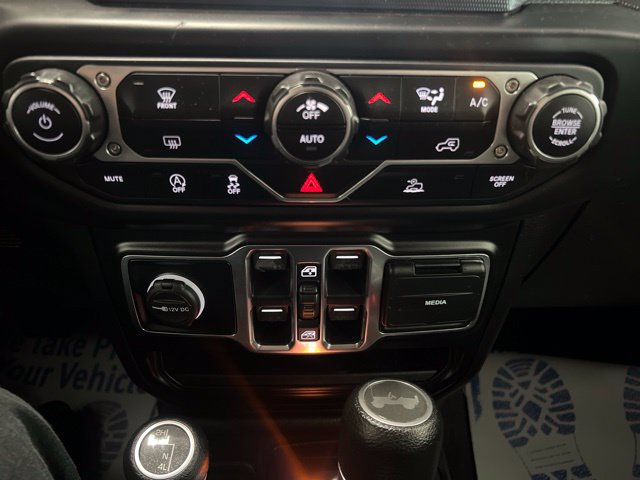 Used 2021 Jeep Wrangler Unlimited Sport AWD/4WD image 27