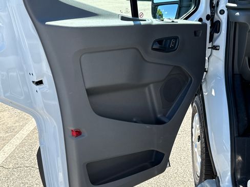 Certified 2025 Ford Transit 250 Low Roof w/ Exterior Upgrade Package RWD image 9