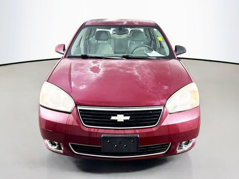 Used 2007 Chevrolet Malibu LT image 2