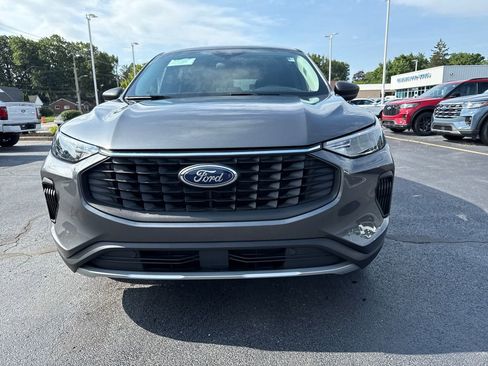 Used 2023 Ford Escape Active w/ Cold Weather Package image 3